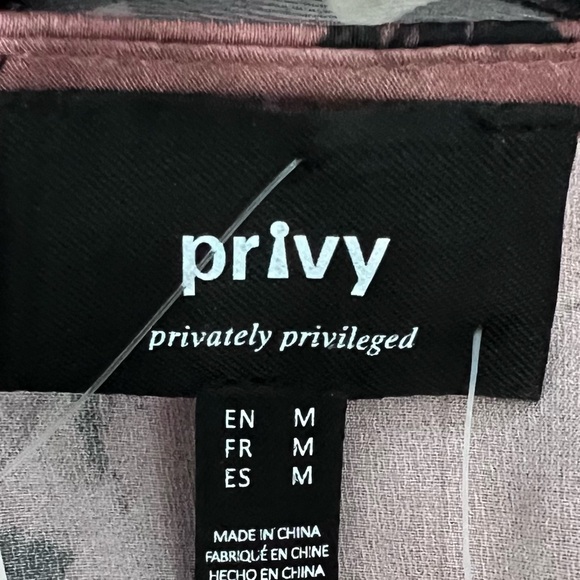 Privy Mauve Floral V-Neck Long Sleeve Blouse Size M NWT! - Picture 6 of 9